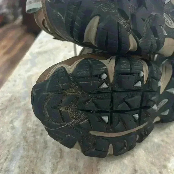 Women’s Oboz hiking trail boots size 9.5 Brown/Blue lace up - Picture 12 of 12